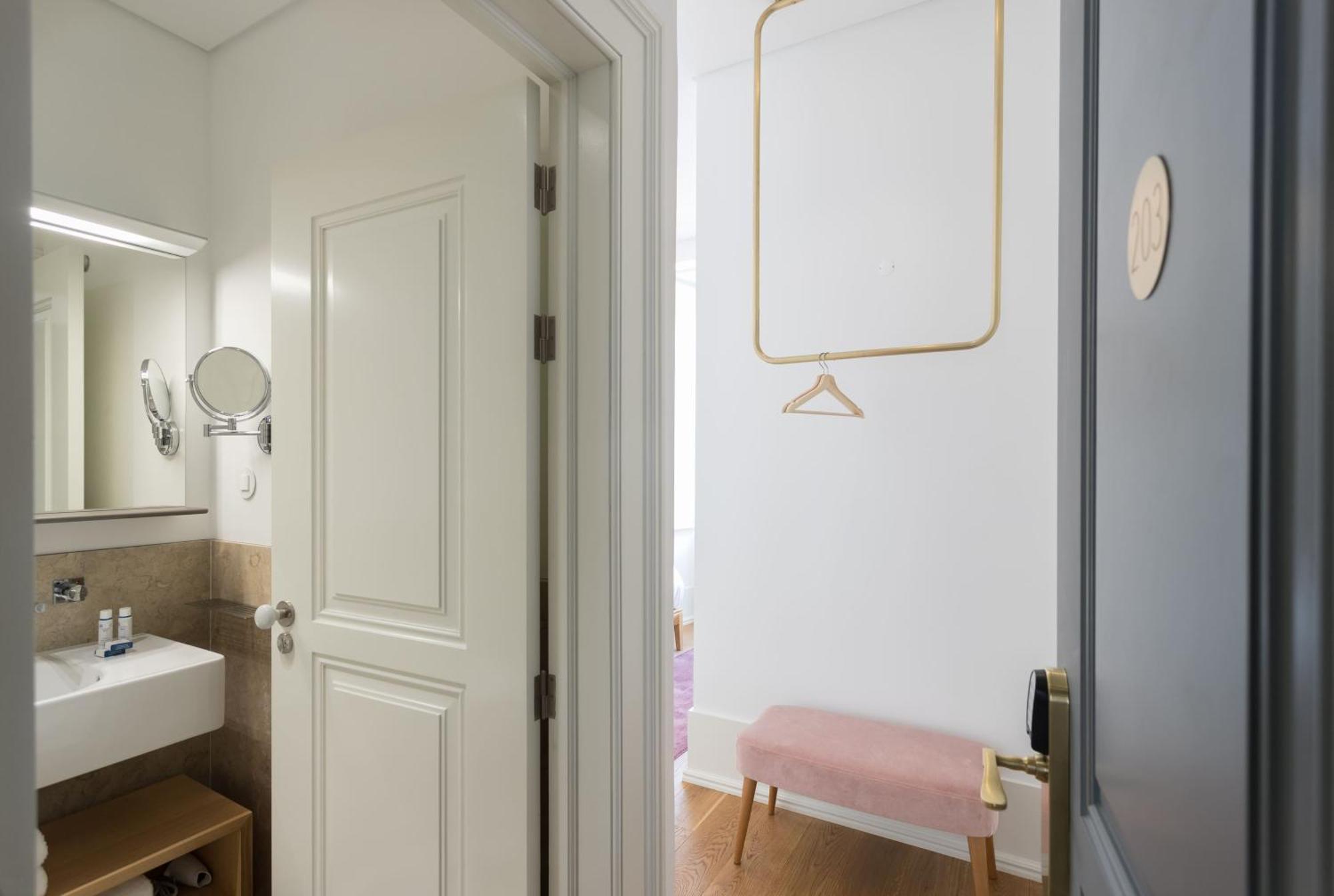 Boutique Chiado Suites Lisboa Стая снимка
